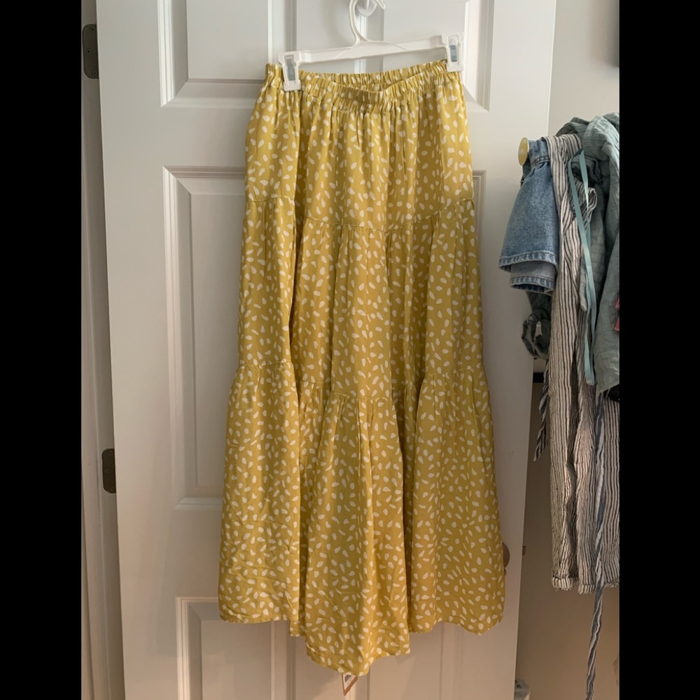 Yellow maxi skirt